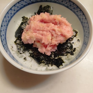 簡単で美味しい☆とろたく丼